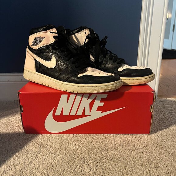 Air Jordan 1 Retro High OG Crimson Tint - Picture 2 of 5